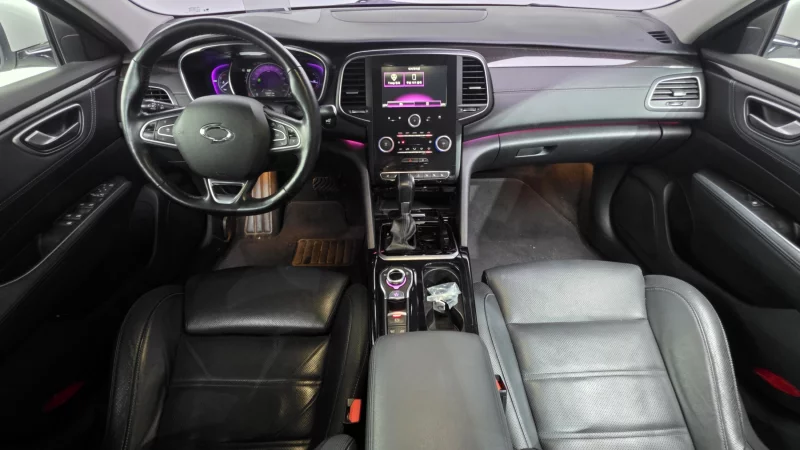 Renault SM6