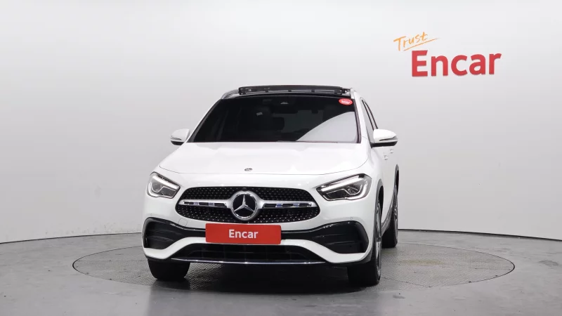 Mercedes-Benz GLA-Class