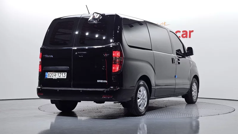 Hyundai Grand Starex