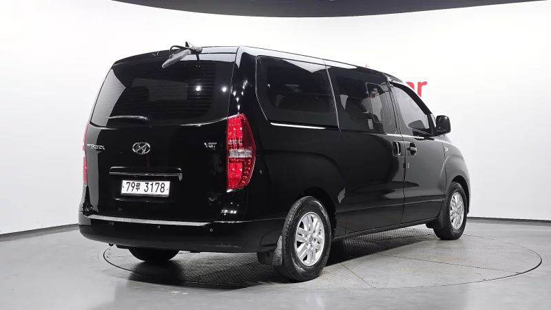 Hyundai Grand Starex