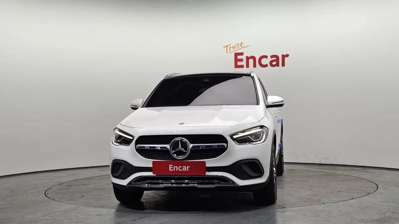 Mercedes-Benz GLA-Class