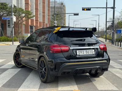 Mercedes-Benz GLA-Class