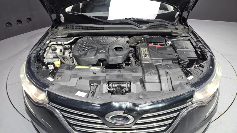 Renault SM6