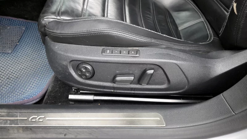 Volkswagen PASSAT CC