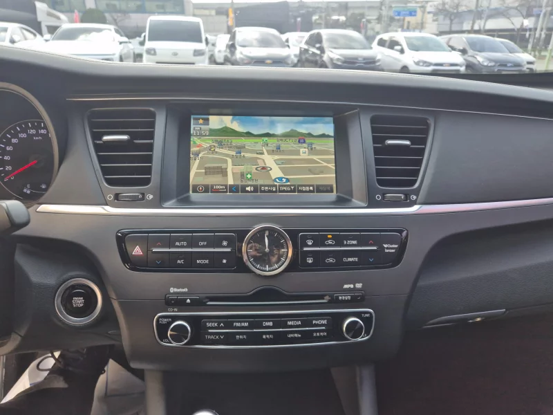 Kia K9