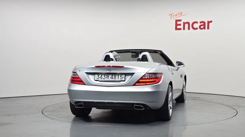 Mercedes-Benz SLK-Class