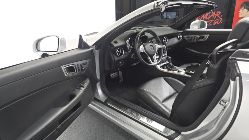 Mercedes-Benz SLK-Class