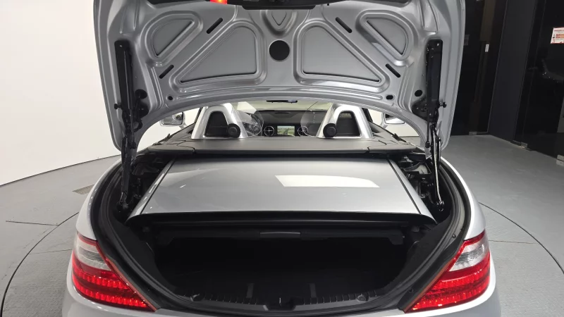 Mercedes-Benz SLK-Class