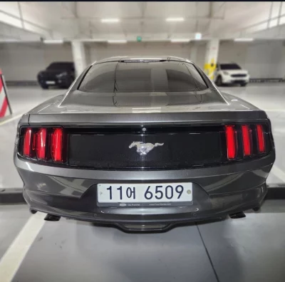 Ford MUSTANG