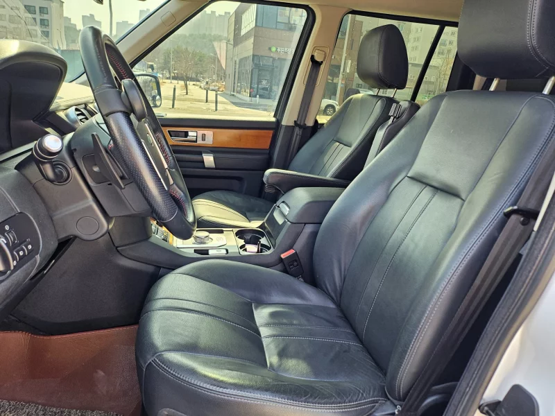 Land Rover DISCOVERY