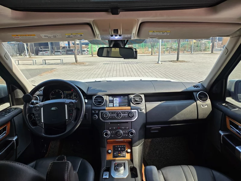 Land Rover DISCOVERY