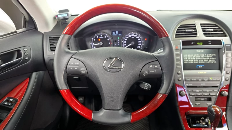 Lexus ES350