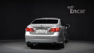 Lexus ES350