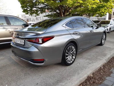 Lexus ES300h
