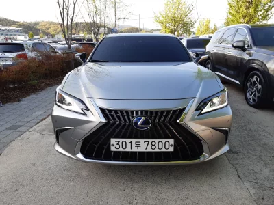 Lexus ES300h