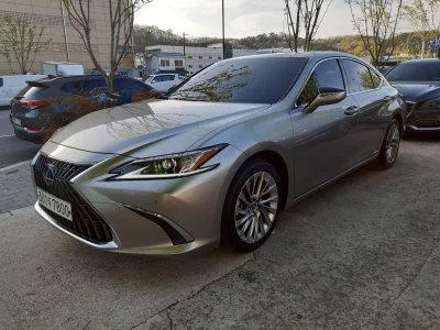 Lexus ES300h