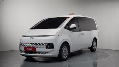 Hyundai Staria