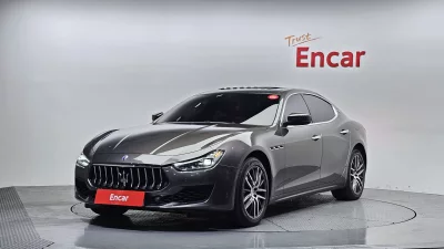 Maserati GHIBLI