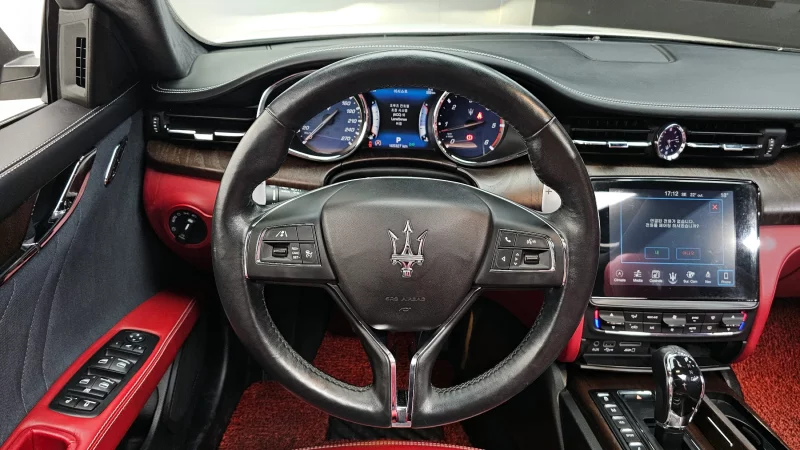 Maserati QUATTROPORTE