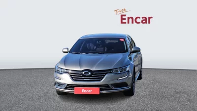 Renault SM6