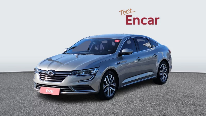 Renault SM6