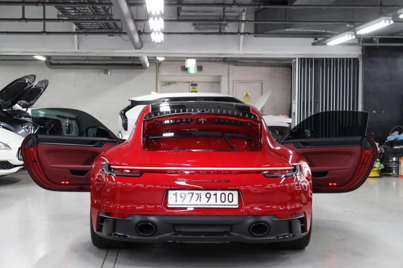 Porsche 911