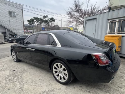 Rolls-Royce GHOST