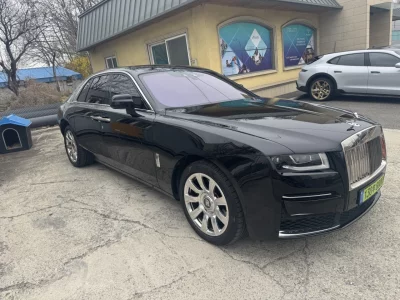 Rolls-Royce GHOST