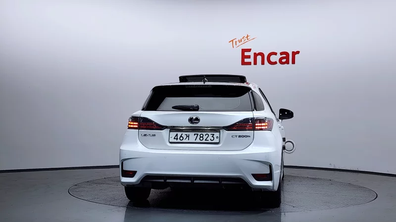 Lexus CT200h