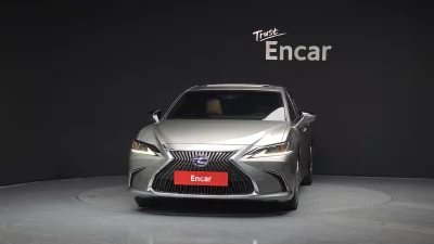 Lexus ES300h