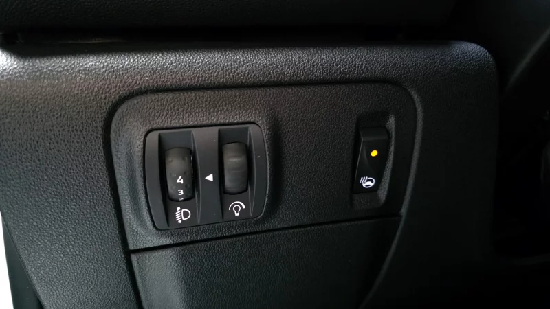 Renault SM6