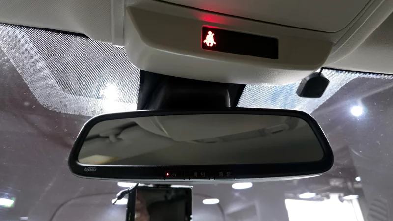 Renault SM6