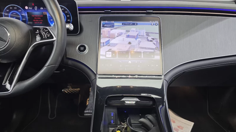 Mercedes-Benz EQS SUV