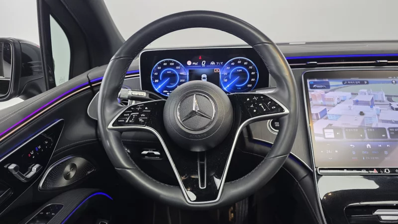 Mercedes-Benz EQS SUV