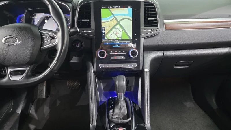 Renault QM6