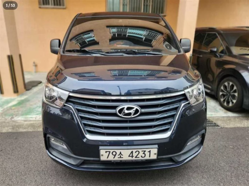 Hyundai Grand Starex