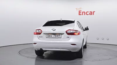 Renault SM3