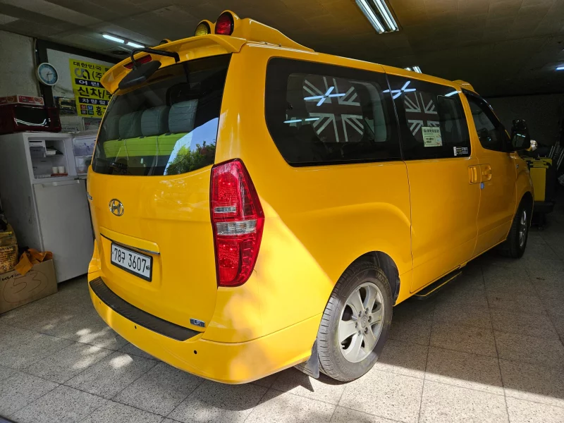 Hyundai Grand Starex