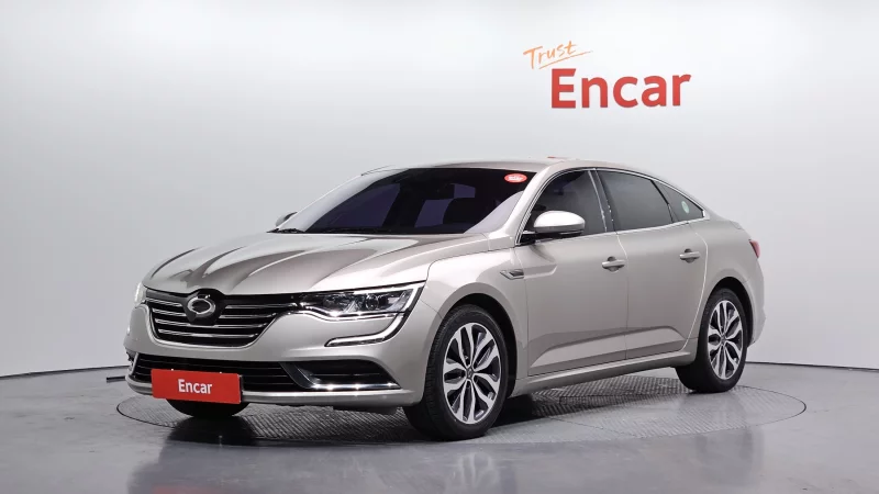 Renault SM6