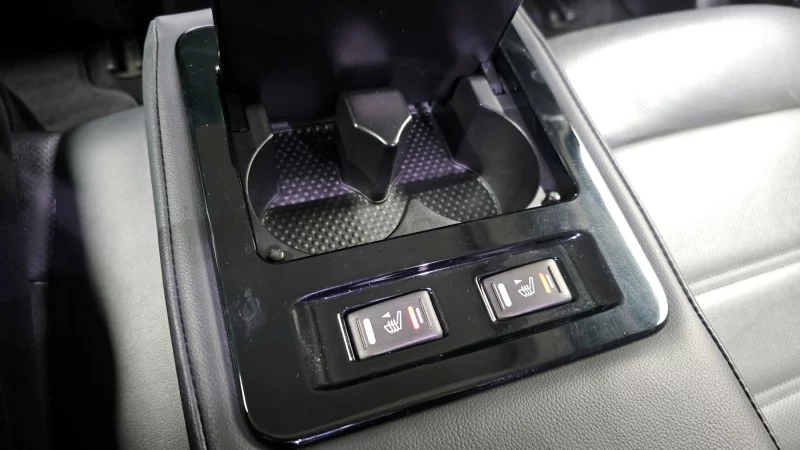 Renault SM6