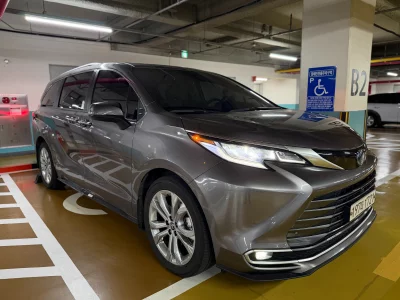 Toyota Sienna