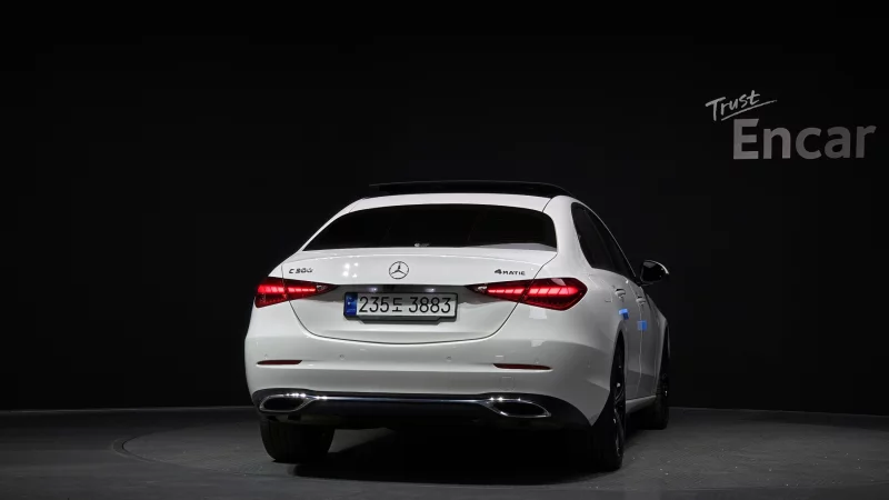 Mercedes-Benz C-Class