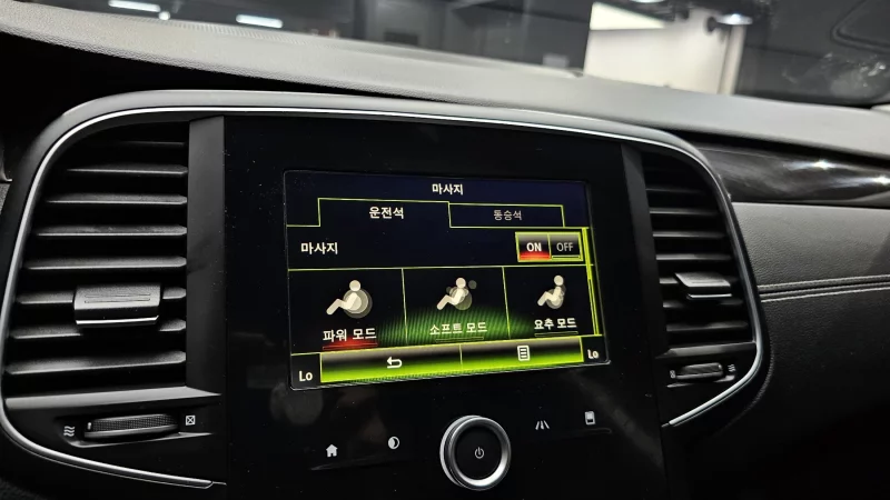 Renault SM6