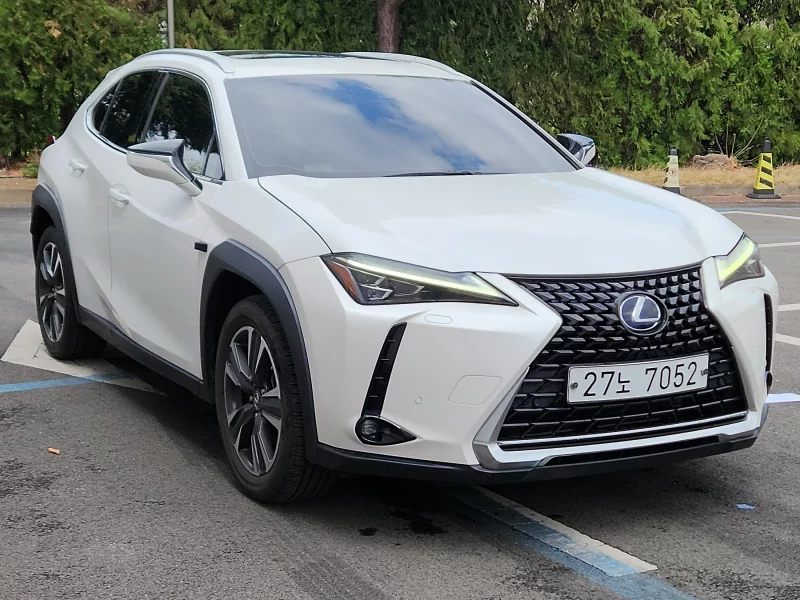 Lexus UX