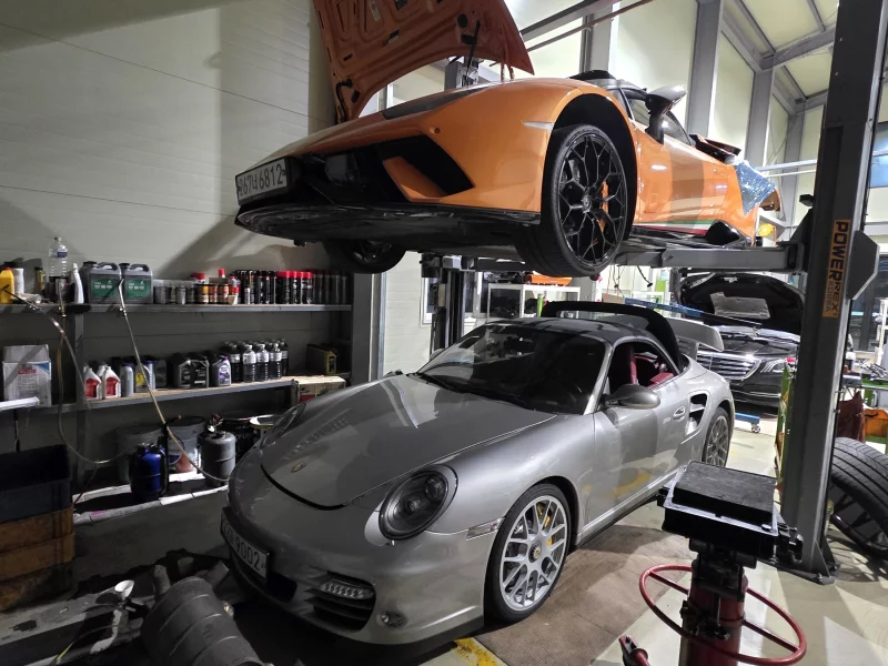 Porsche 911