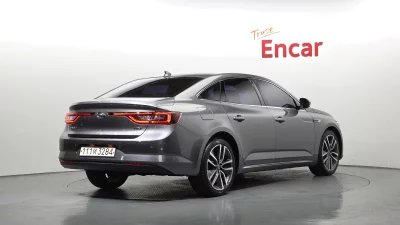 Renault SM6