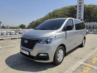 Hyundai Grand Starex