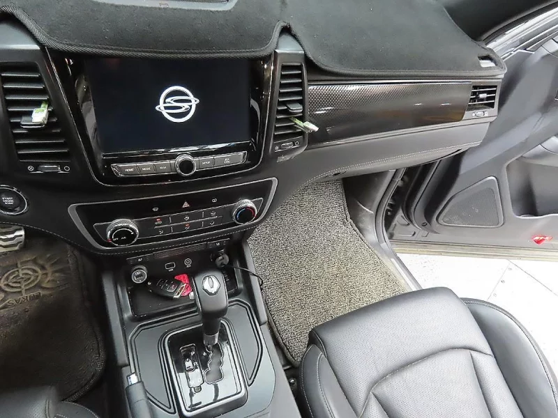 SsangYong Rexton Sports