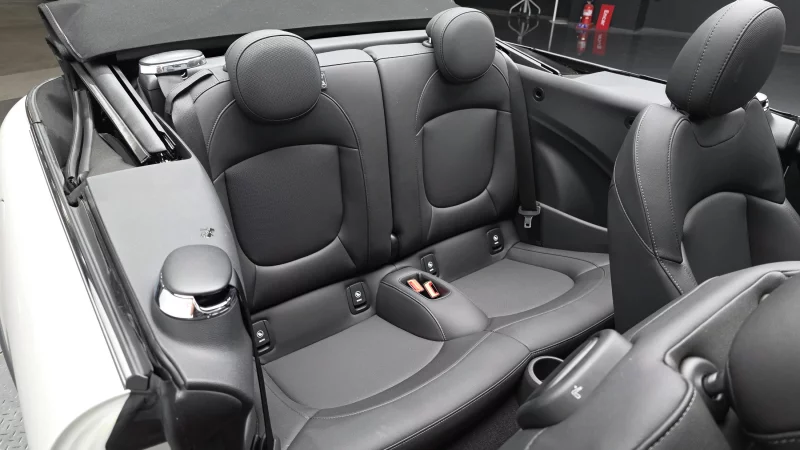 MINI Cooper Convertible