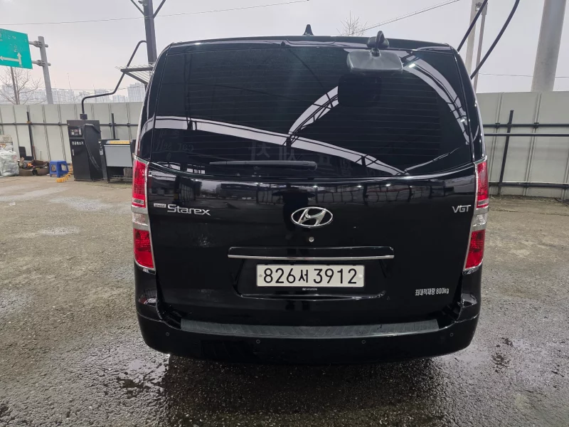 Hyundai Grand Starex